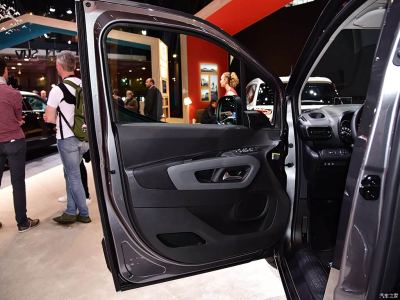 Citroen Berlingo fotoğraf 3