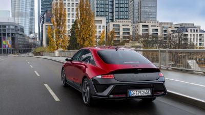 Hyundai Ioniq 6 fotoğraf 6