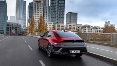 Hyundai Ioniq 6 fotoğraf 9