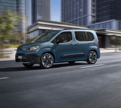 Fiat Doblo fotoğraf 6