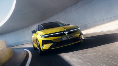 Opel Astra fotoğraf 3