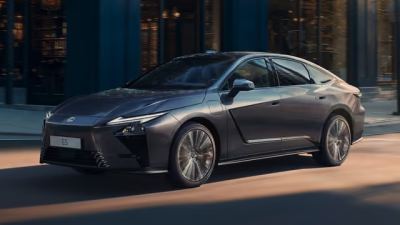Lexus ES 500e