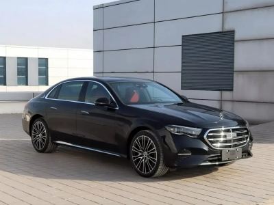 Mercedes-Benz E Serisi fotoğraf 10
