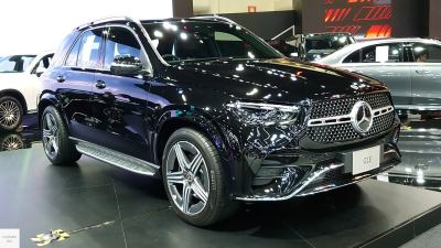 Mercedes-Benz GLE fotoğraf 2