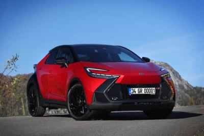 Toyota C-HR fotoğraf 11