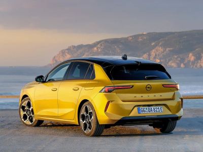 Opel Astra fotoğraf 10