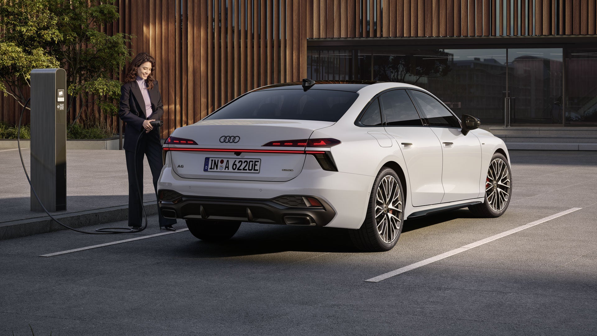 Audi A6 e-tron