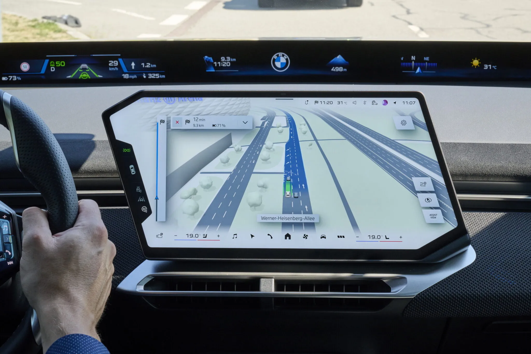BMW'den Sürücü Destek Sistemlerine Yeni Boyut: Güven ve Şeffaflıkla Otonom Sürüşe Geçiş BMW'den Sürücü Destek Sistemlerine Yeni Boyut: Güven ve Şeffaflıkla Otonom Sürüşe Geçiş - fotoğraf 1