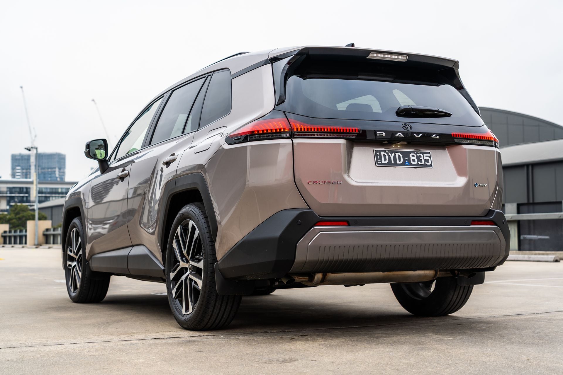 Toyota RAV4 Cruiser arka tasarım
