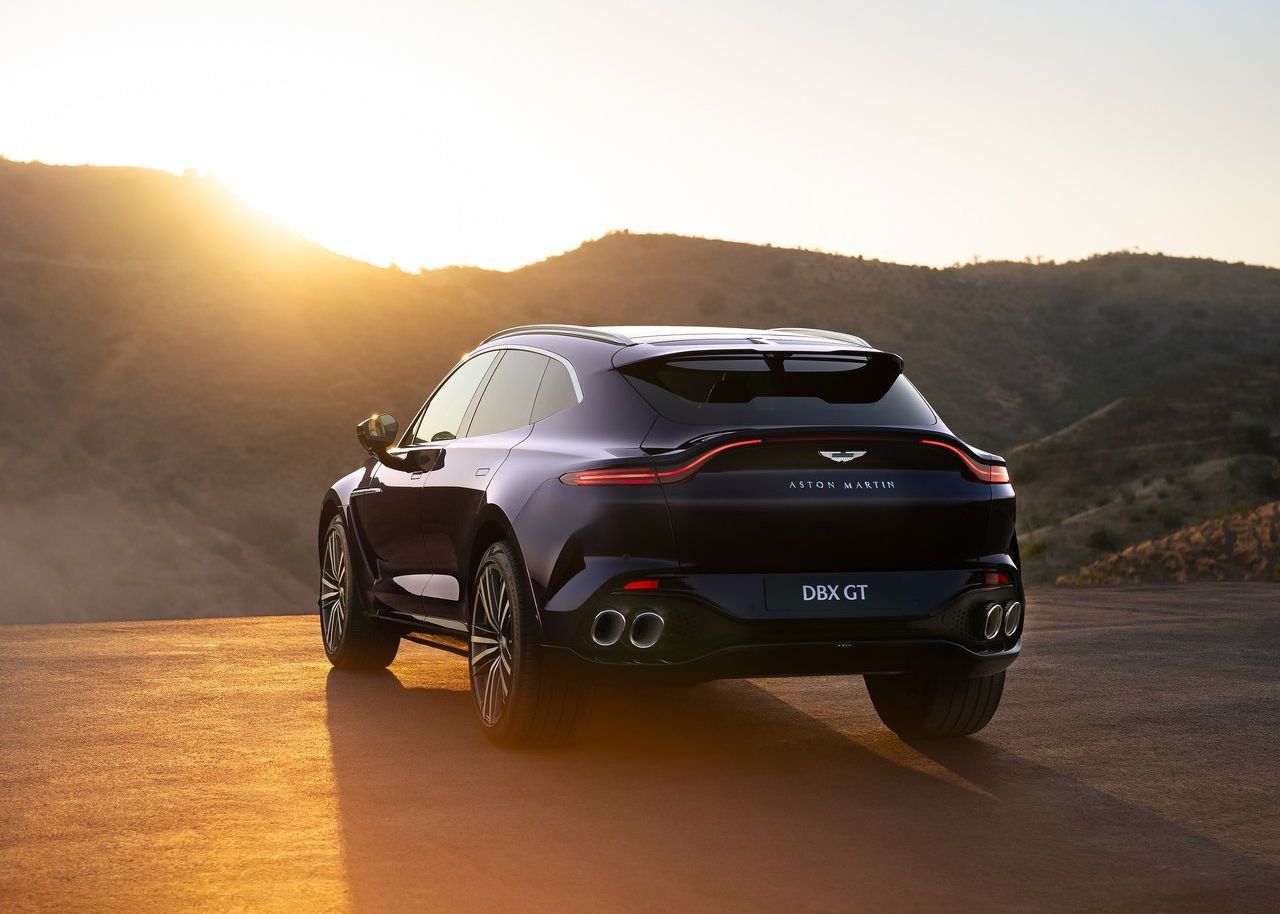 2027 Aston Martin DBX GT: Lüks SUV’de Performans ve Konfor Dengesi