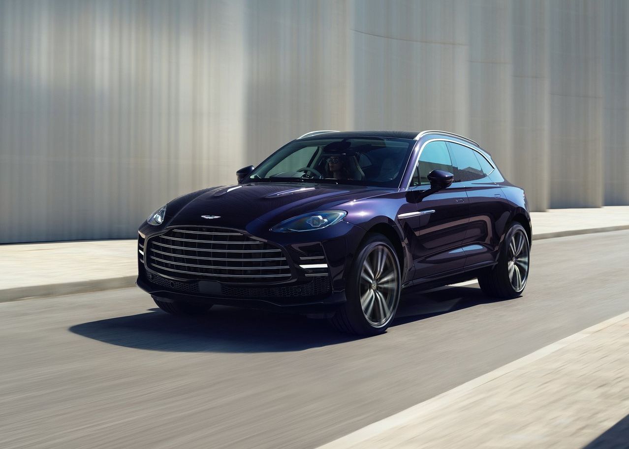 2027 Aston Martin DBX GT: Lüks SUV’de Performans ve Konfor Dengesi