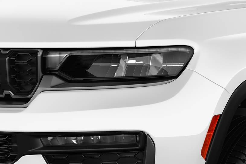 2027 Jeep Cherokee Trailhawk: Hibrit Kompakt SUV Araziye Hazır mı?