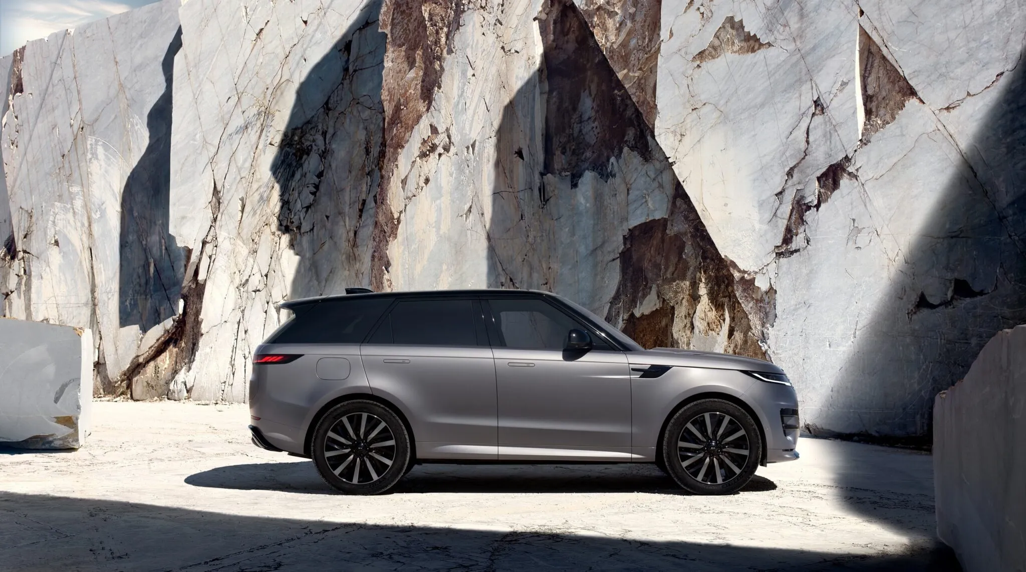 Range Rover Sport Electric arazi kabiliyeti