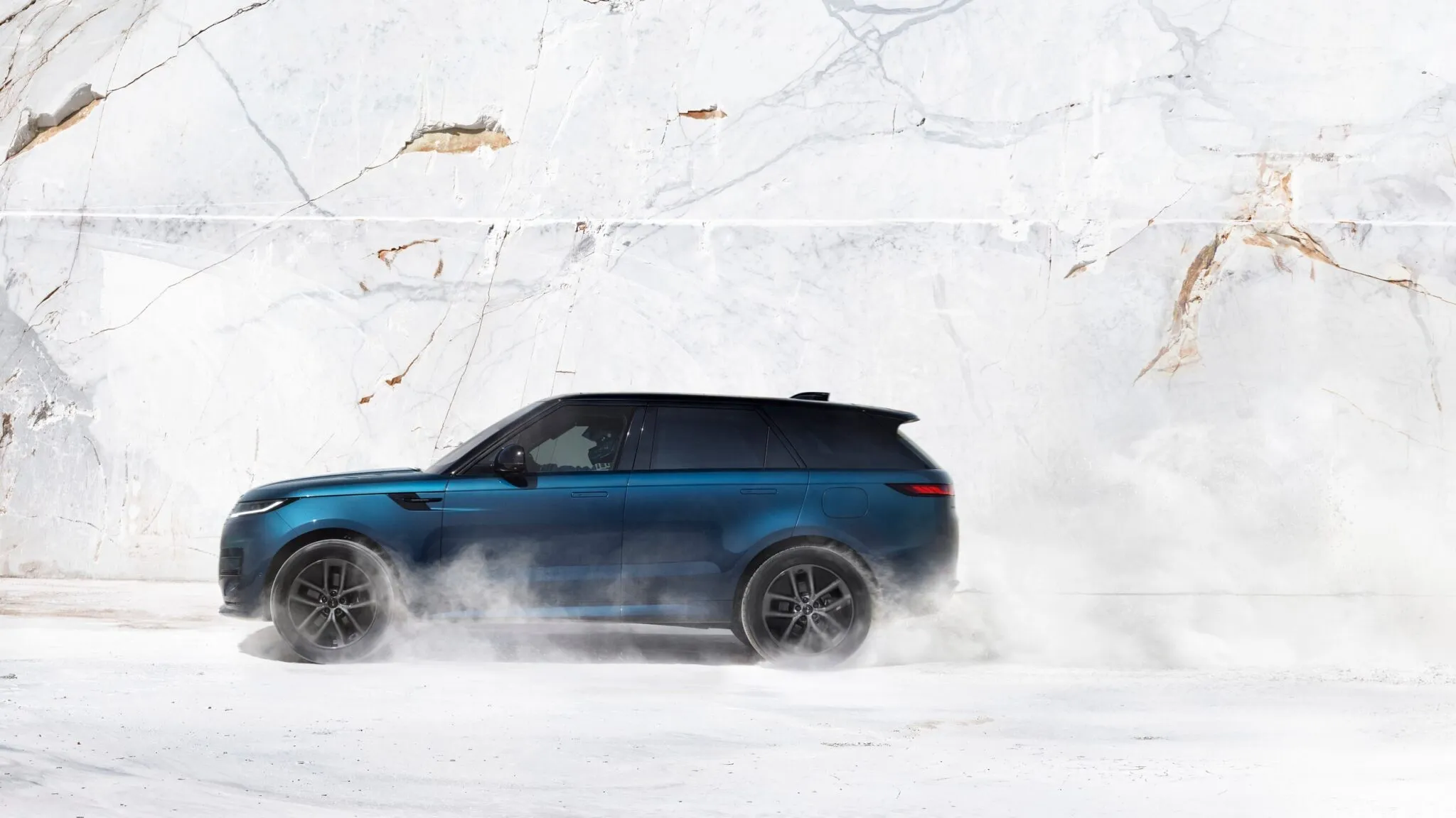 Range Rover Sport Electric ön koltuklar ve kabin