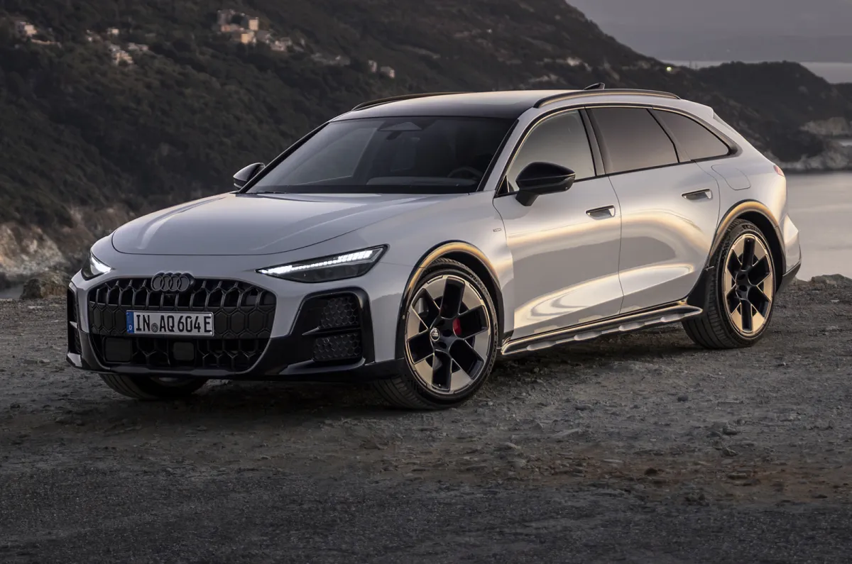 Audi A6 allroad kayalık zeminde ön üç çeyrek