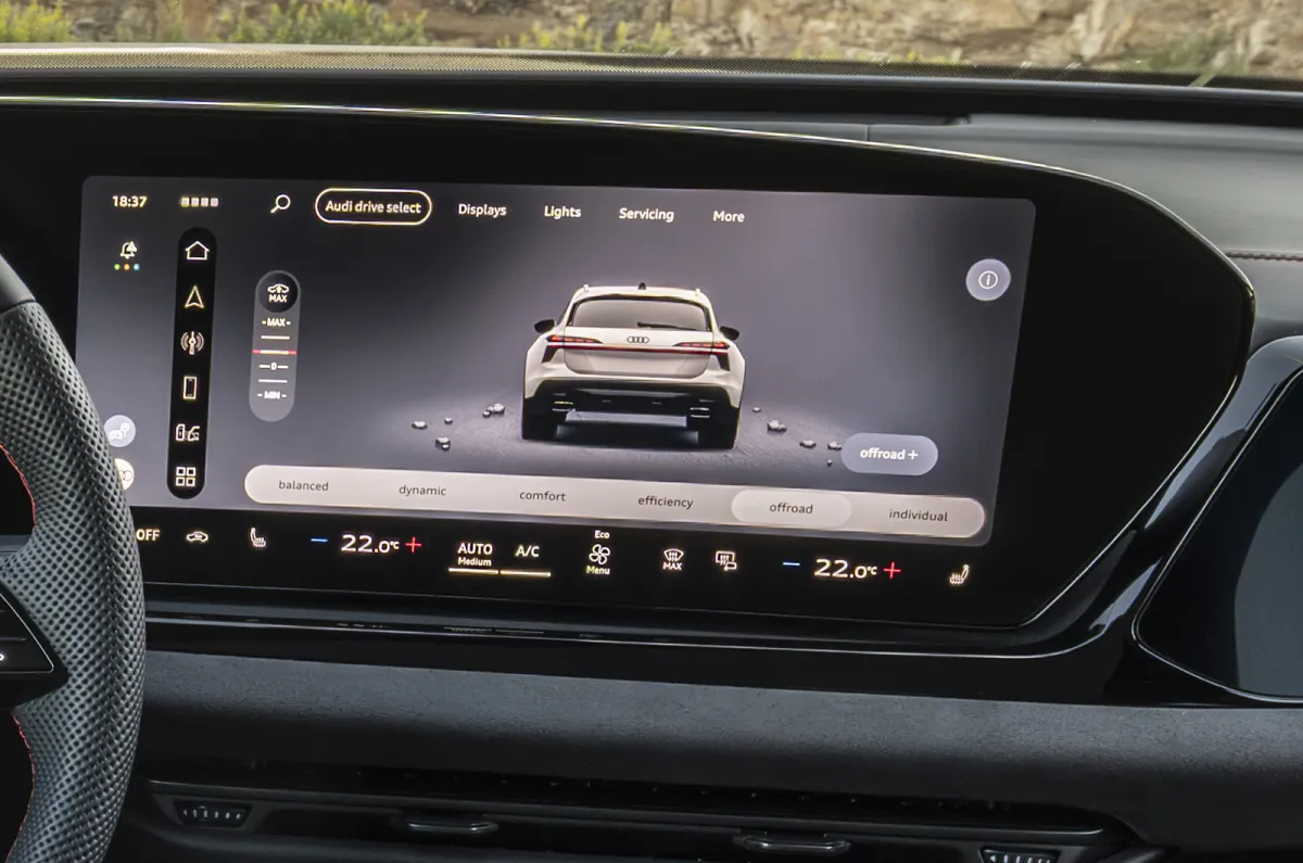 Audi A6 allroad multimedya ekranı