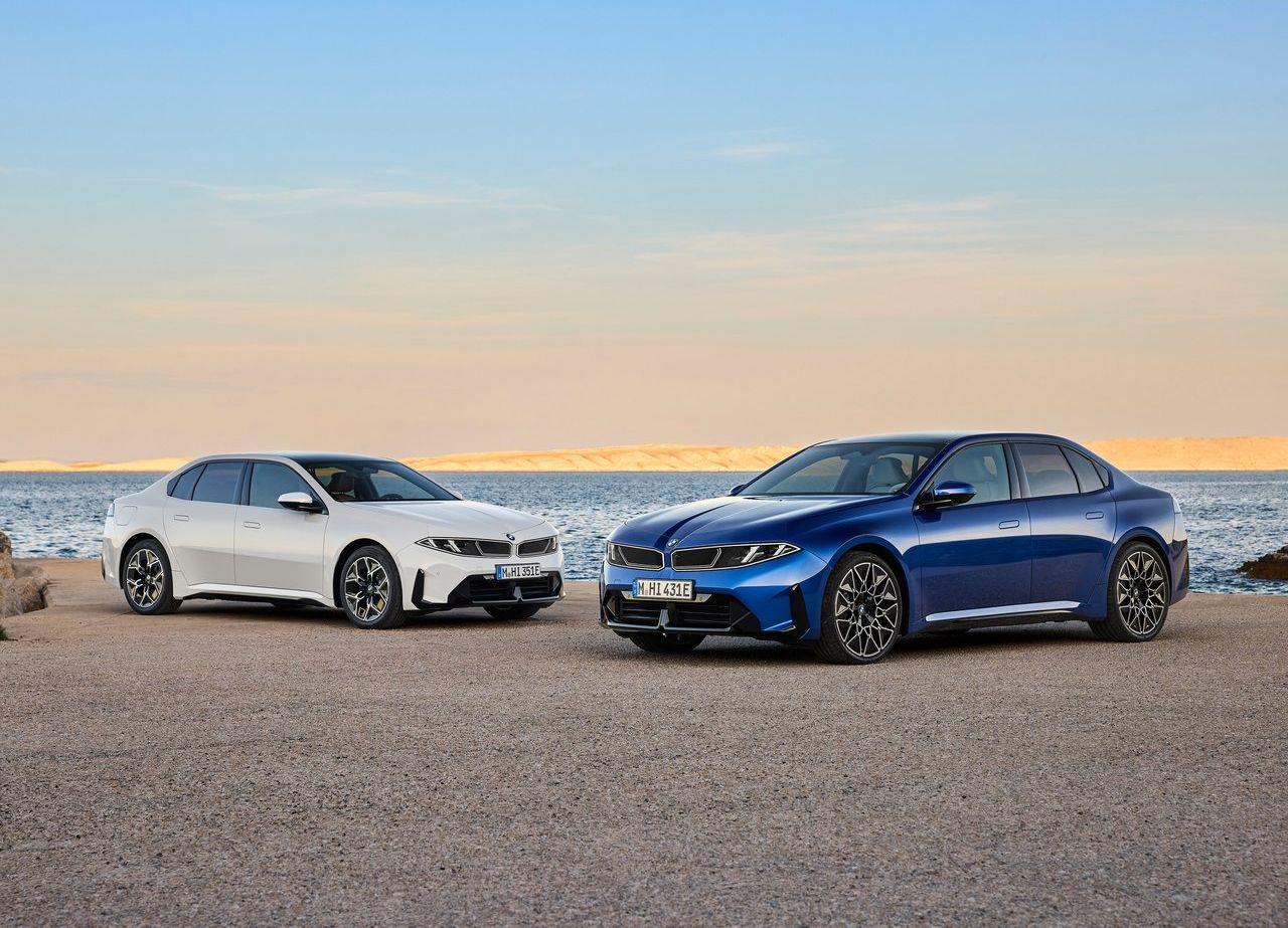 BMW i3 Türkiye’ye Gelecek mi? 900 km Menzilli Elektrikli 3 Serisi 2027 BMW i3 arka üç çeyrek görünüm