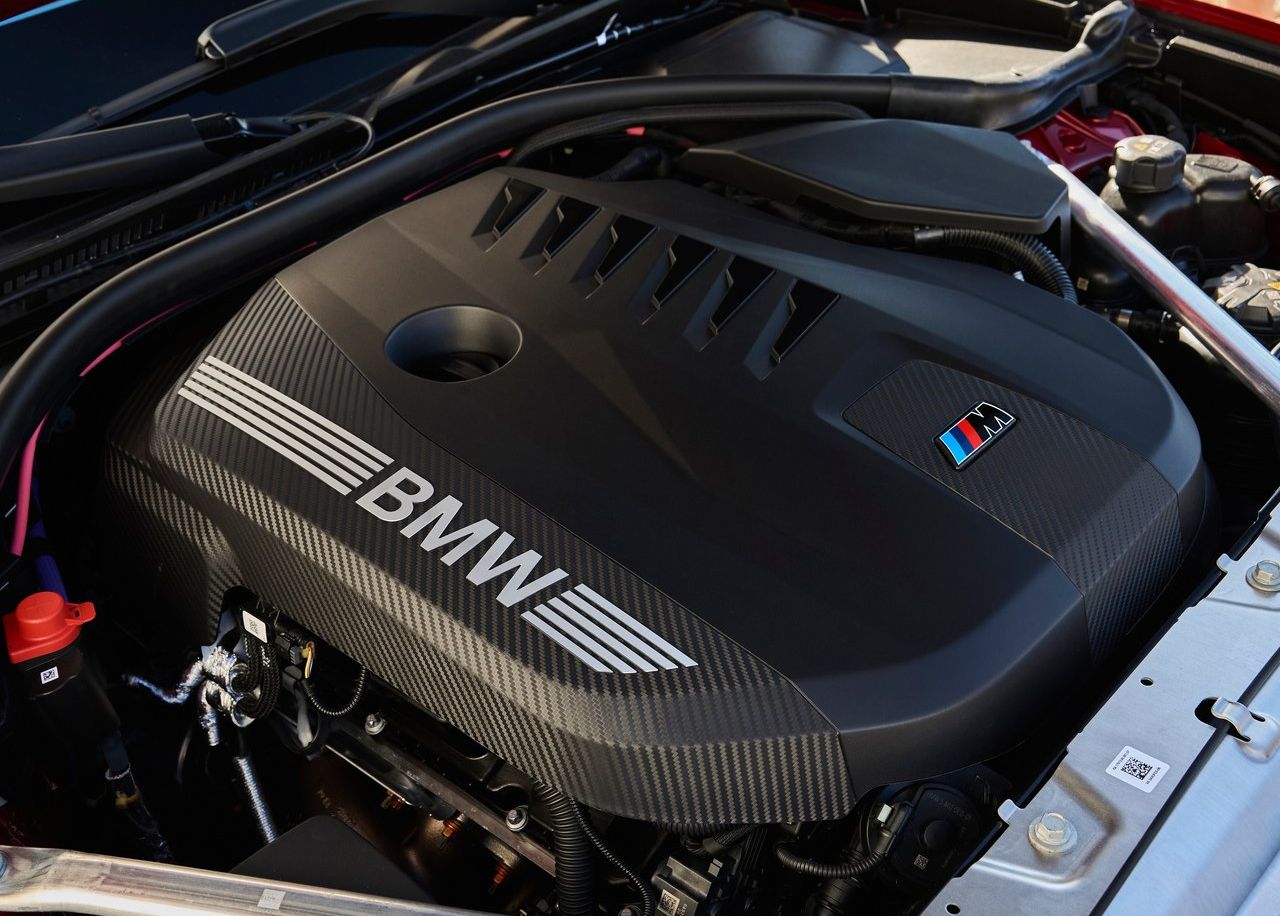 BMW M350 xDrive ön konsol ve ekranlar