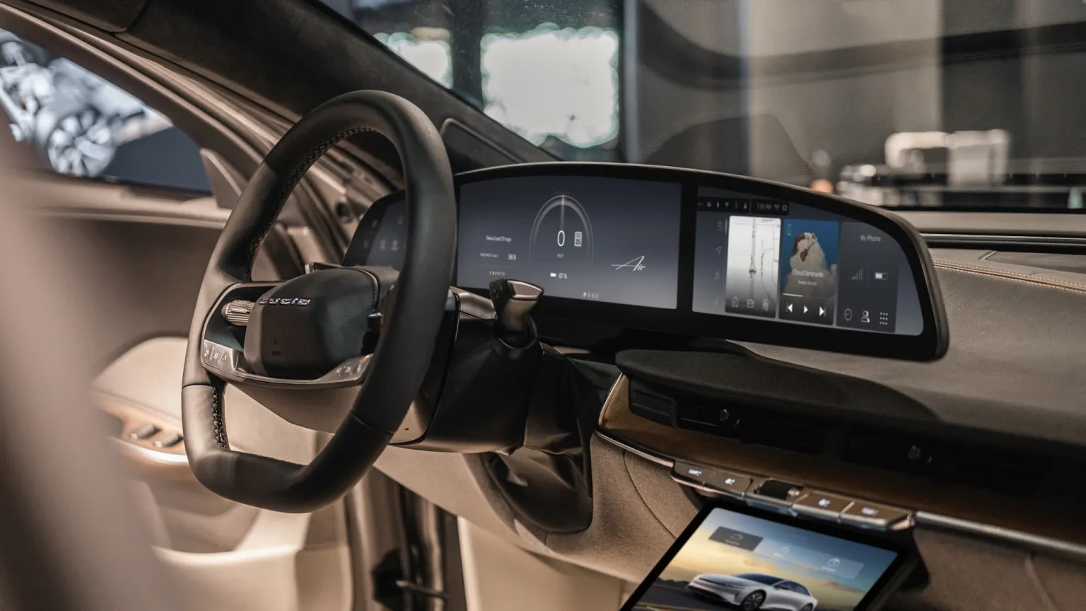 Lucid Air UX 3.0 Güncellemesi: Hızlı Ekranlar ve Akıllı Şarj Rotaları