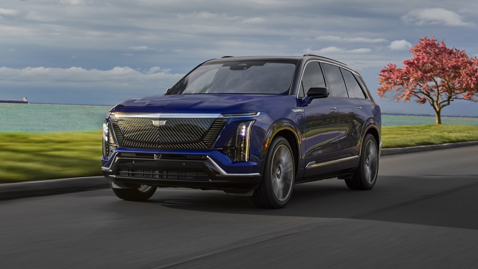 Cadillac Vistiq AWD fotoğraf 1 Cadillac Vistiq AWD fotoğraf 1