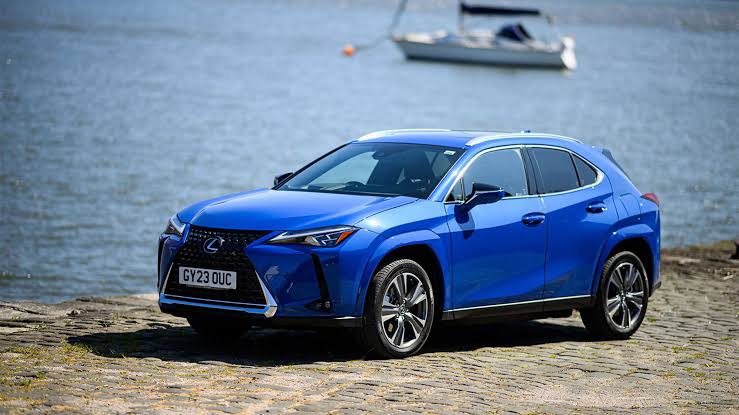 Lexus UX 300e