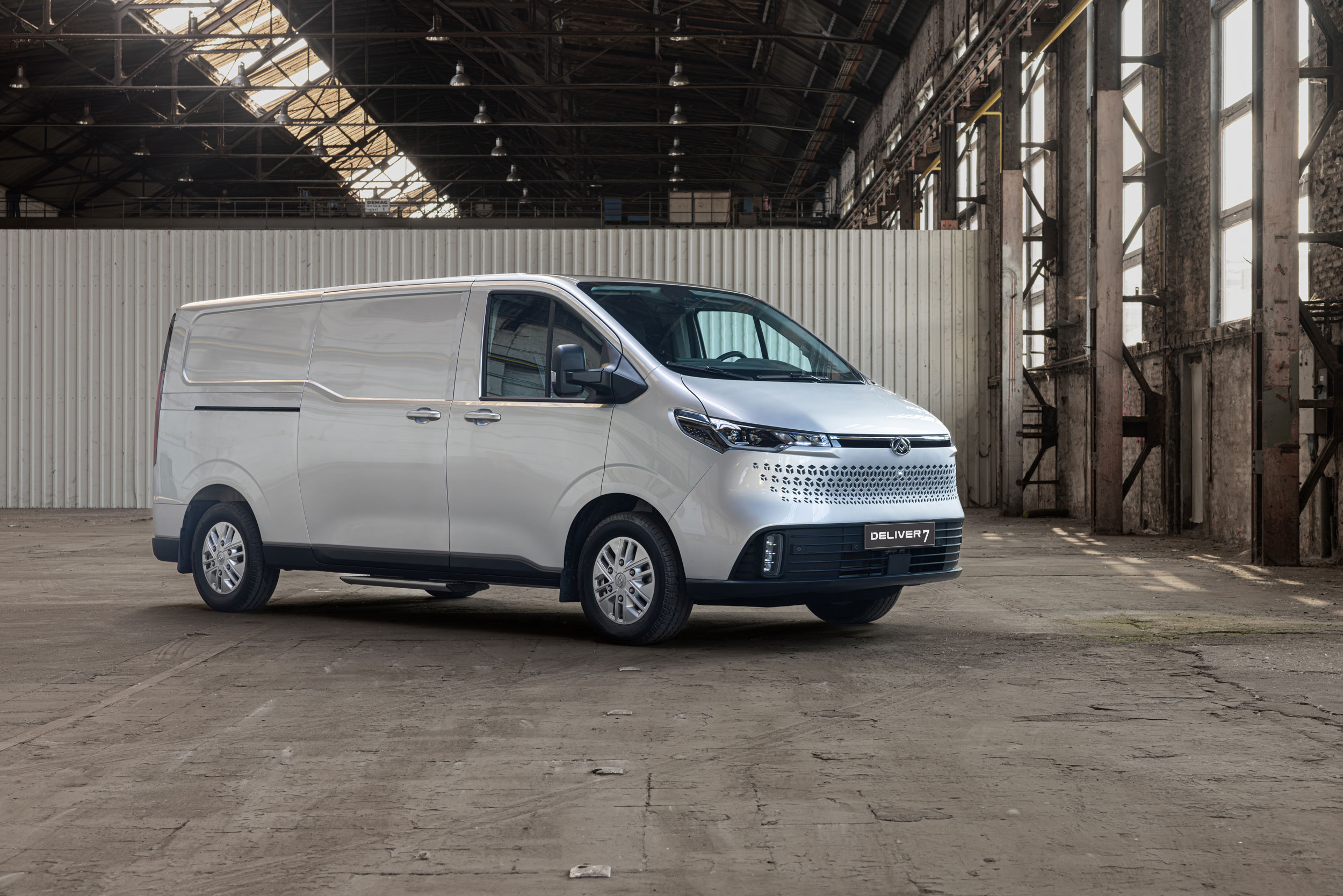Maxus eDELIVER 7