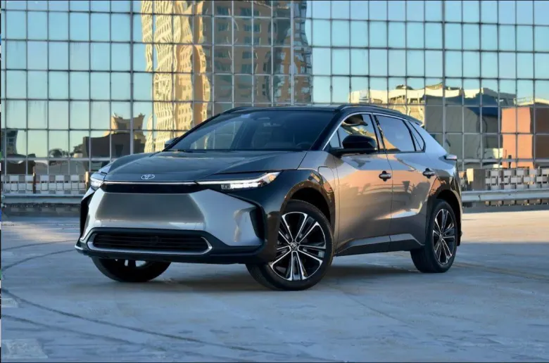 Toyota bZ4X Yorumları